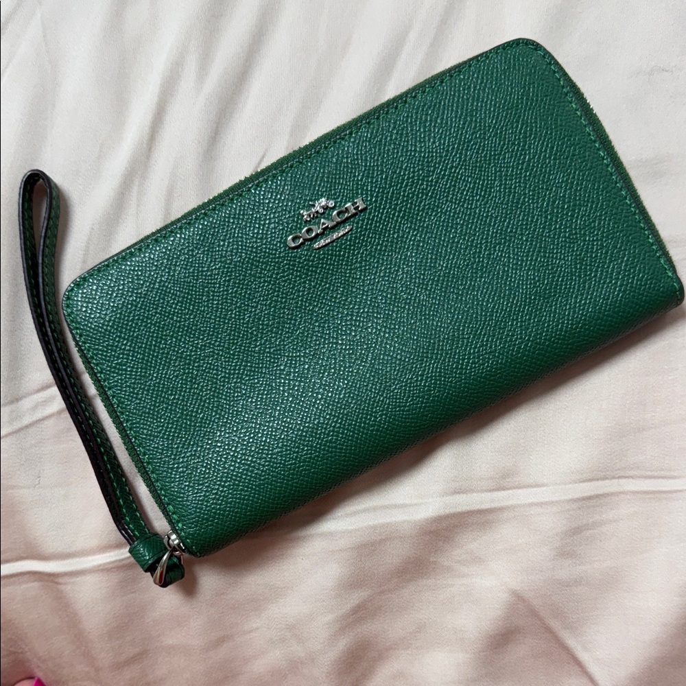 Coach Emerald Green Wristlet
